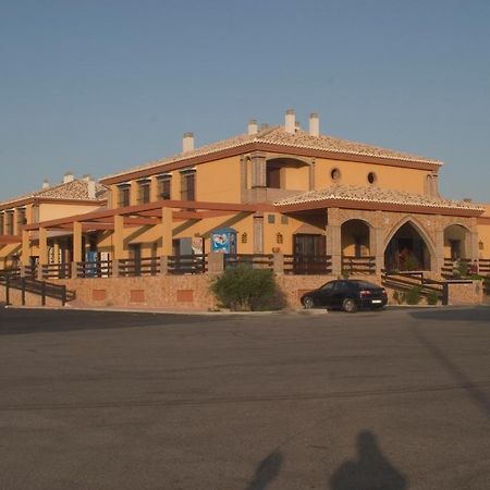 Hotel-Restaurante Cerrillo San Marcos Дьесма Экстерьер фото