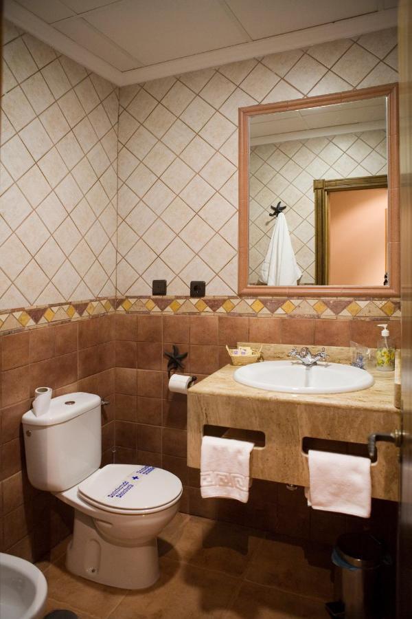 Hotel-Restaurante Cerrillo San Marcos Дьесма Экстерьер фото