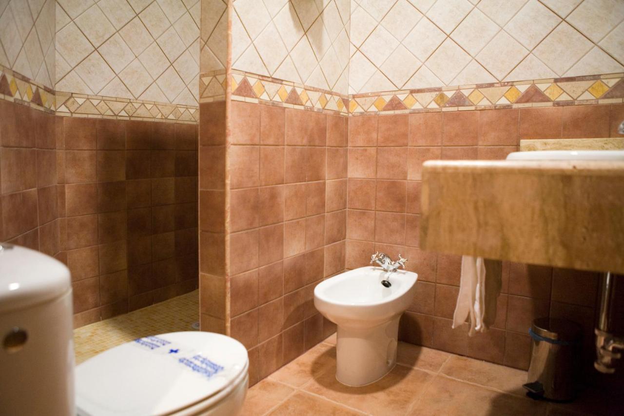 Hotel-Restaurante Cerrillo San Marcos Дьесма Экстерьер фото